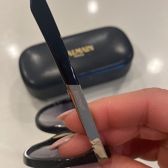 Balmain Sunglasses - Picture 2 of 4